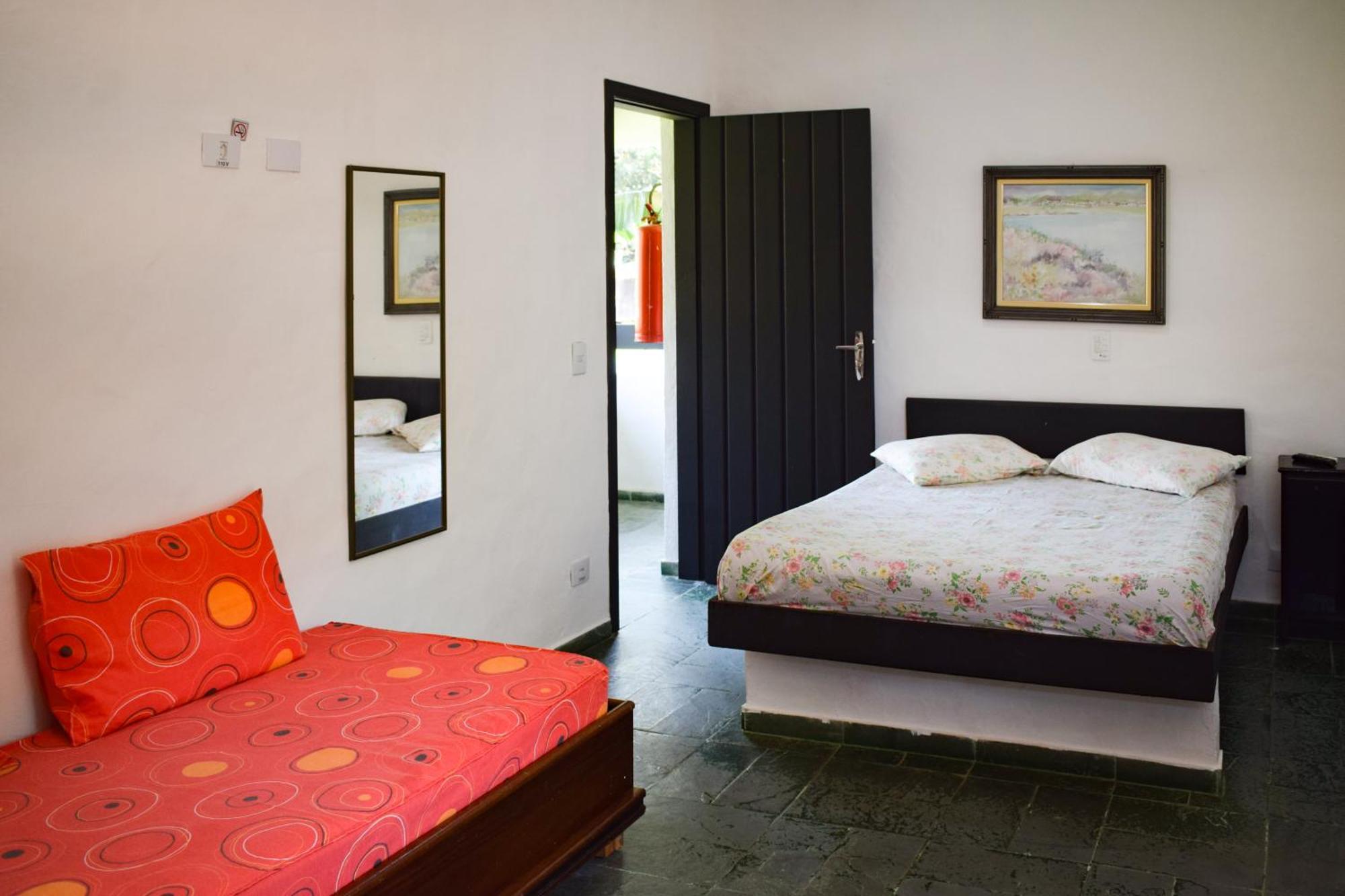 Chales Suites Ubatuba Paradise Toninhas Buitenkant foto