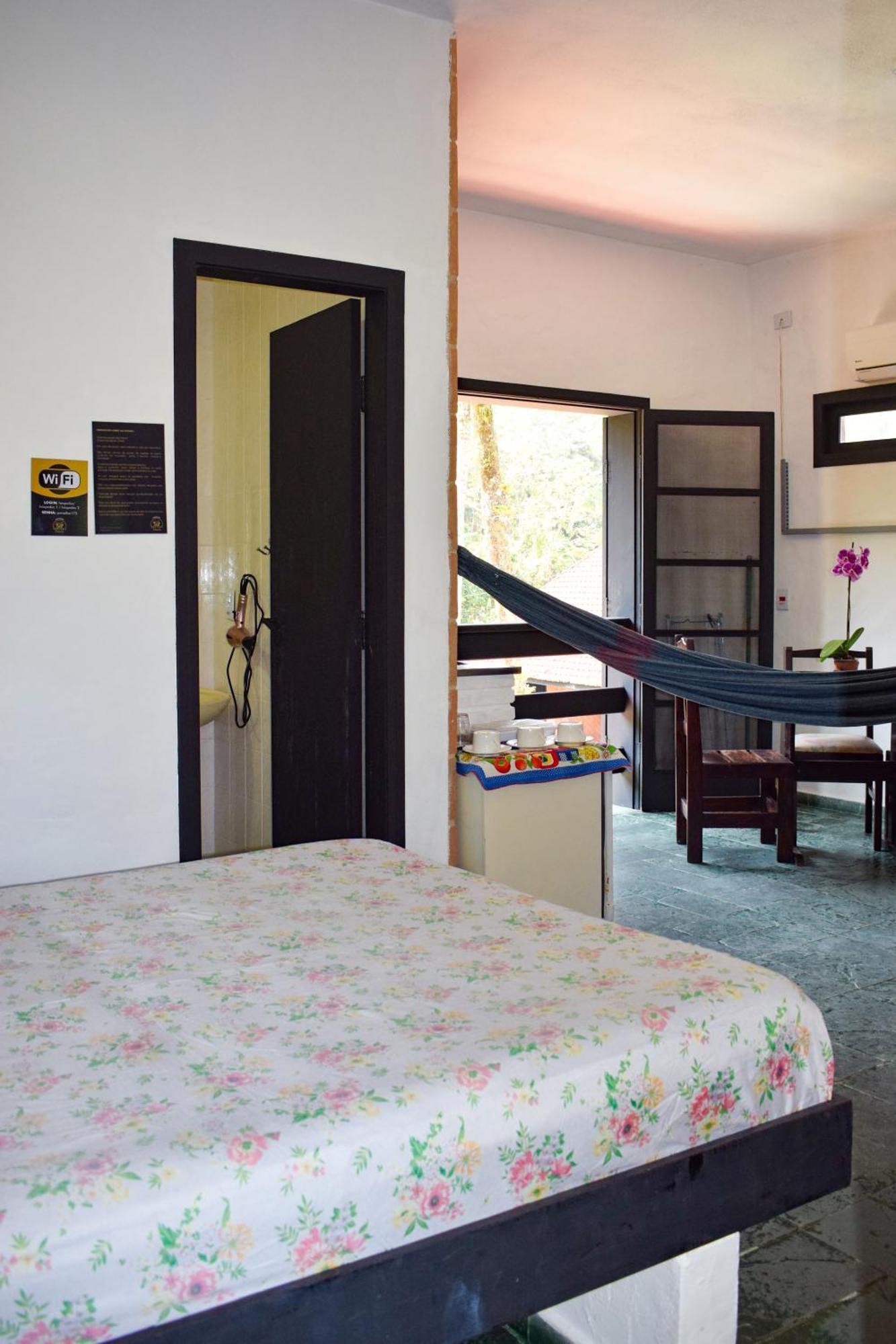 Chales Suites Ubatuba Paradise Toninhas Buitenkant foto